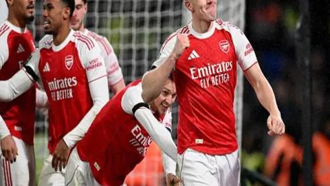 “萨比策莱比锡赛后膝伤，多特公布康复治疗计划”